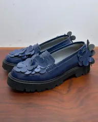 MSGM フラワーパータンローファーのサムネイル
