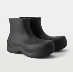 新品　BOTTEGA VENETA イパドルラバー アンクルブーツ サイズが合う方必見のサムネイル