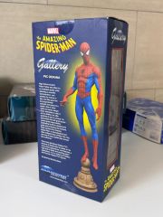 等身大スパイダーマン ガレージ 店舗の演出に インスタ映え モテモテ
