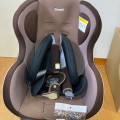 Combi チャイルドシート ウィゴーグランデ ブラウン コンビ - メルカリ