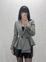 Alexander McQueen(アレキサンダー・マックイーン) ウール モダン シック フェミニン ラッフル スリムフィット ブレーザー 38 C11863のサムネイル