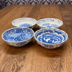 有田、華山萬右衛門作 染付牡丹に鳥中鉢揃い - メルカリ