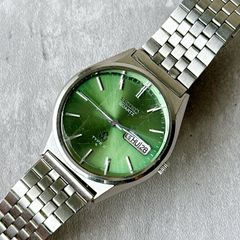 SEIKO QZ 緑文字盤 1975年製 - メルカリ
