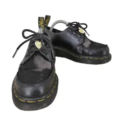 2026年最新】DR. MARTENS GIRLS DON'T CRYの人気アイテム - メルカリ