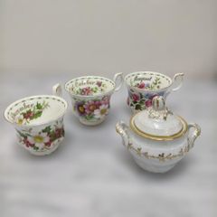 【糸島市内 送料無料】1970年製ロイヤルアルバート   Flower of the Month ヴィンテージ. カップ3客 ソーサー無し Richard Ginori Florence Italyリチャードジノリのシュガーポット　.260213-9Y 1970年製ロイヤルアルバート Royal Albert Flower of the Month