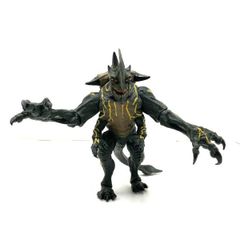 NECA『パシフィック・リム』KAIJU： AXEHEAD フィギュア - メルカリ