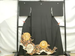 平和屋着物■豪華黒留袖　駒刺繍　孔雀花文　金彩　正絹　逸品　DABF9302qaのサムネイル