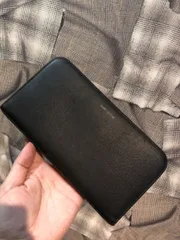 福岡出品  使用感あり　Saint Laurent サンローラン 長財布 ラウンドジップ レザー ブラック FKのサムネイル