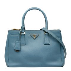 PRADA ライトブルー 水色 サフィアーノ ショルダーバッグ - メルカリ