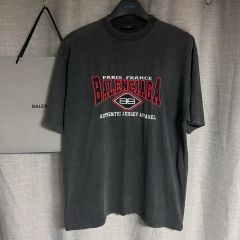 BALENCIAGA Tシャツコムドットやまと着用 - メルカリ