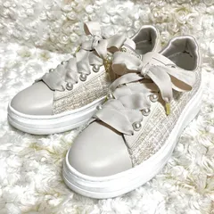 【極美品✨️】 +diana パール付き ツイード 厚底スニーカー リボン ホワイトベージュ 23.5cm