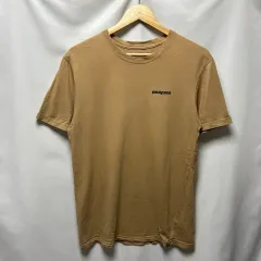 正規品/S patagonia パタゴニア レギュラーフィット ベージュ 半袖
