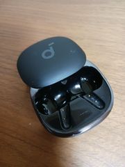 Apple AirPods Pro 2世代 片耳 L 片方 左耳 ライトニングモデル - メルカリ