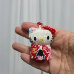 ヴィンテージトイキャラクターグッズ レトロ漫画ぬいぐるみ Sanrio サンリオ着物 ハローキティ ストラップ