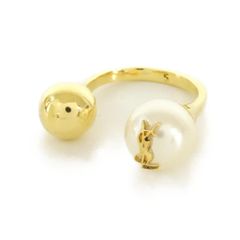 新品☆ALIITA パール付きラビットピアス - メルカリ
