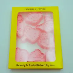 【新品・未使用】サンリオ キャラクター クッキー型 8個セット 製菓用品 キッチン雑貨【TE23】のサムネイル