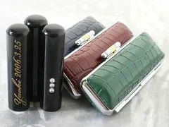 ◇印鑑ケース 実印 印鑑 16.5mm または 18mm はんこセット 選べる 印鑑セット 黒水牛印鑑 側面 名入れ スワロ付き ダークニュークロコ ケース付き 朱肉付き ケース付セット プレゼント ギフト 女性 男性 夫婦 結婚 成人 祝い 送料無料 ハンコ