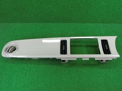 ニュービートル 助手席テーブル FOB-SCHRANK カップホルダー付 - メルカリ