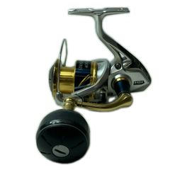 SHIMANO STRADIC 2500S スピニングリール 本体 - メルカリ