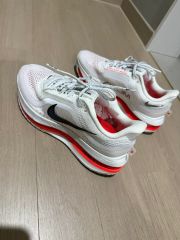 早い者勝ち金額交渉致します。定価22,000円 大特価 NIKEZOOMペガサス 