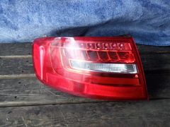 Audi A6 テールランプ 左側 4F5 945 095 J - メルカリ