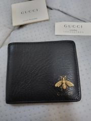 GUCCI グッチ 二つ折り財布 アニマリエ ビー ブラック 蜂 - メルカリ