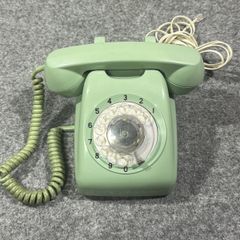 昭和レトロ ダイヤル式電話機 ミントグリーン 黒電話 - メルカリ