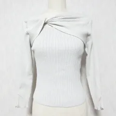 美品 Her lip to ハーリップトゥ Twist Cut-Out Rib Knit Top ニットカットソー 1231202037 S グレー レディース 古着 中古 USEDのサムネイル