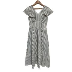 Her lip to Kerry Striped Ruffle Dress - メルカリ