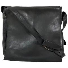 良品 CELINE セリーヌ フラップ レザーショルダーバッグ ブラック レディース 古着 中古 USEDのサムネイル