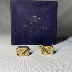 希少 Burberry バーバリー エクエストリアンナイト 騎士デザイン