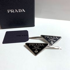 f001 K 1. 美品 PRADA トライアングル プレート ヘアピン メタル 2個