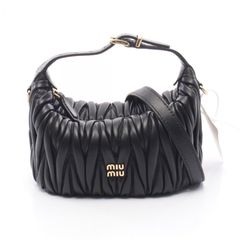 箱布カバー付きmiu miu ワンダー マテラッセレザー ホーボーバッグ 