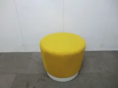 オカムラ　イエロー　スツールのサムネイル