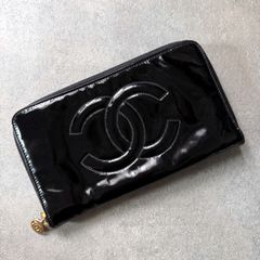 シャネル デカココ パテントレザー 黒 ファスナー長財布 マルチケース