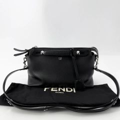 FENDIフェンディ】バイザウェイ ミディアム《ブラック》 - メルカリ