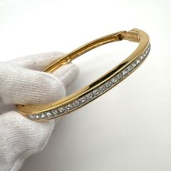 262スワロフスキー ゴールドカラー ラインストーン バングル - メルカリ