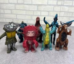 ウルトラマンシリーズ 怪獣フィギュア 9体セット - メルカリ