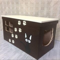 Cat toy box, Mist holder 猫のトイボックス - メルカリ