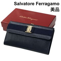 未使用級✨Ferragamo フェラガモ ガンチーニ 長財布 鳥と花 - メルカリ