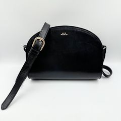大幅値下しました(^^)A.P.C.アーペーセーショルダーパイソン柄ハーフ 