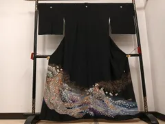 平和屋着物●豪華黒留袖　作家物　辻が花　駒刺繍　糸巻花文　暈し染め　金彩　正絹　逸品　AABH9744ph