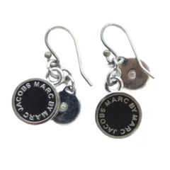 マークバイマークジェイコブス MARC by MARC JACOBS ピアス アクセサリー 両耳用 ロゴ シルバー色 ■GY18 /MQのサムネイル
