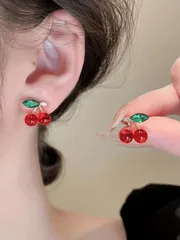 ジュエリー レディース イヤーアクセサリー  1ペア かわいいさくらんぼ型 赤いスタッドピアス、女性と女の子のための甘いカジュアルピアス