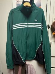 adidas ナイロンジャケット Lサイズ [遠藤さくら着用] - メルカリ