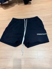 ESSENTIALS ブラック ショートパンツ XS ブラック - メルカリ