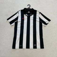 日本非売品】ネフチ バクー 本田圭佑選手ユニフォーム - メルカリ