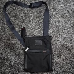TUMI ALPHA X 2203110MTGY3 ショルダーバッグ 国内正規品 - メルカリ