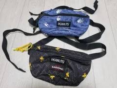 EASTPAK ピーナッツ ヒップバッグ スリングバック クロスバッグのサムネイル