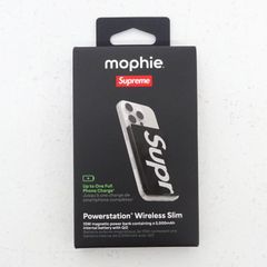 Supreme mophie Powerstation WirelessSlim - メルカリ